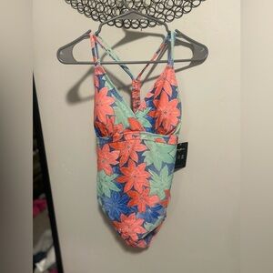 Eddie Bauer Floral Braided Back One Piece – Size M (NWT)